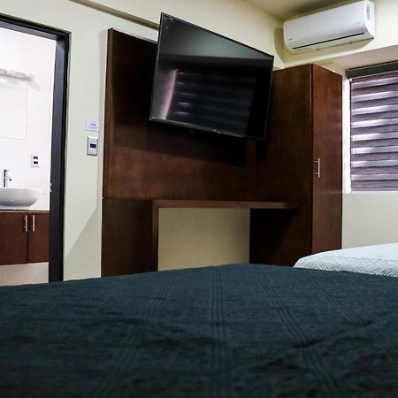 Hotel Mision 11 Tijuana Buitenkant foto