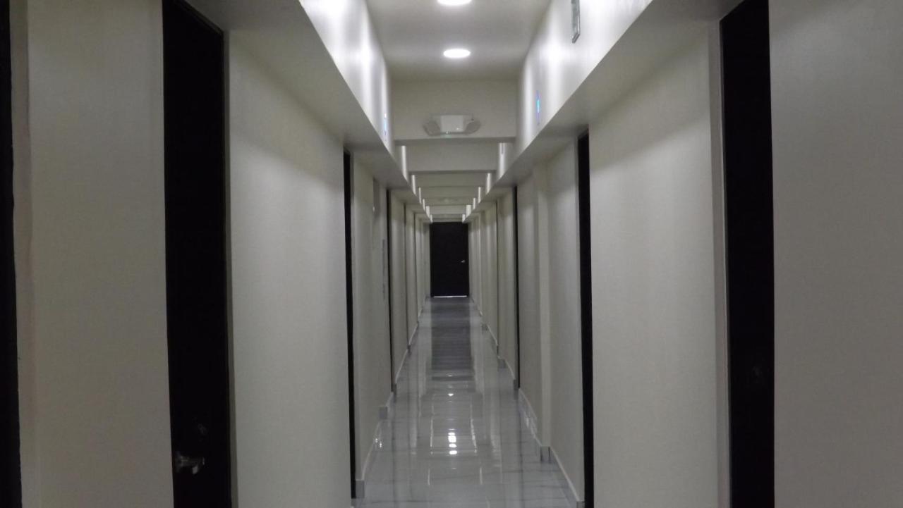 Hotel Mision 11 Tijuana Buitenkant foto